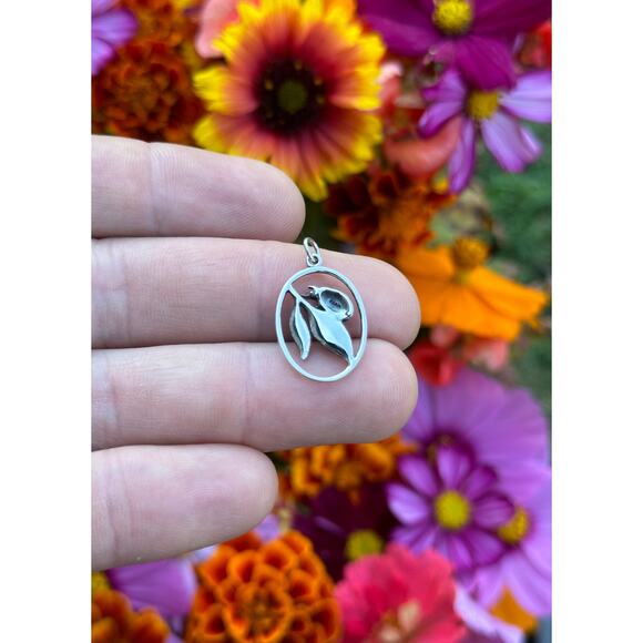 Sterling Silver Ladybug on a Leaf Charm - Picture 4 of 5